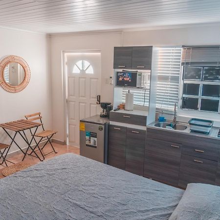 Klip Lagoon Apartsments Oranjestad Exteriör bild