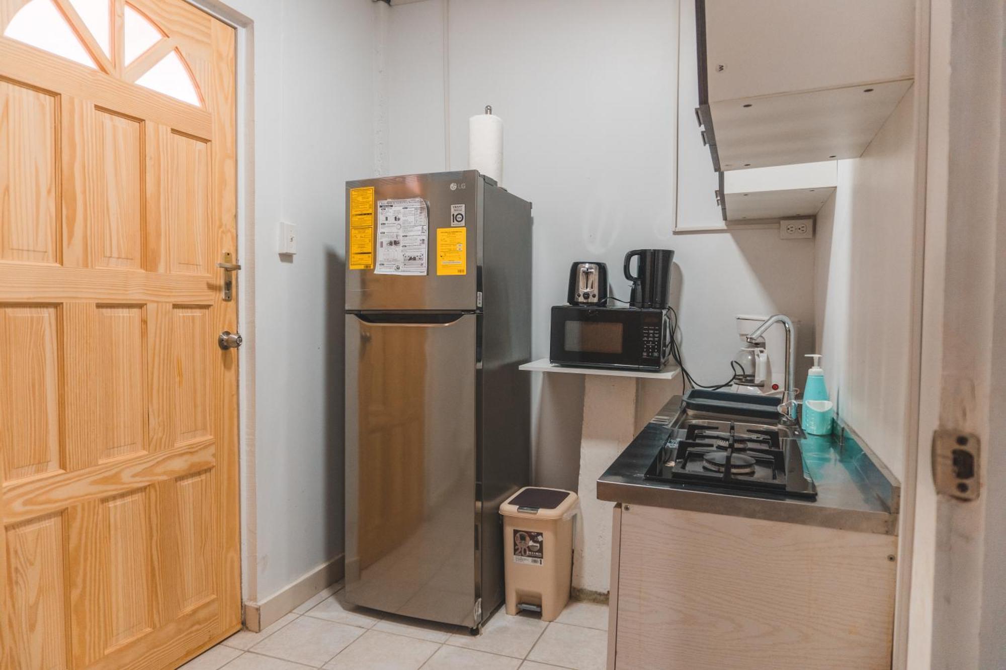 Klip Lagoon Apartsments Oranjestad Exteriör bild