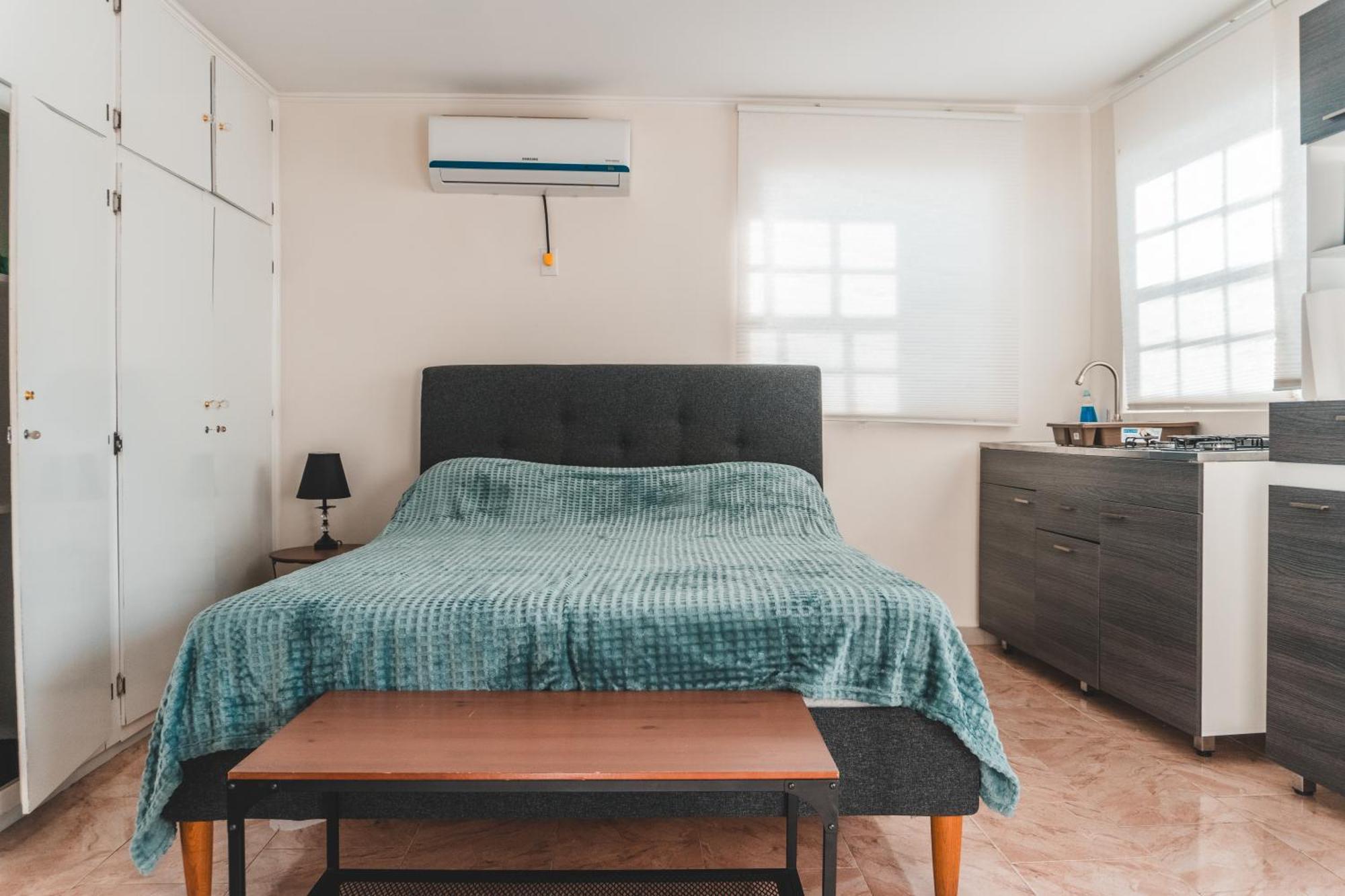 Klip Lagoon Apartsments Oranjestad Exteriör bild